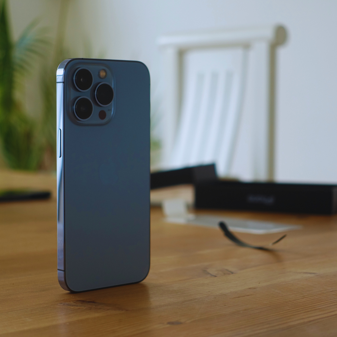 The Evolution of Smartphone Cameras Over the Last Decade: A Comprehensive Overview